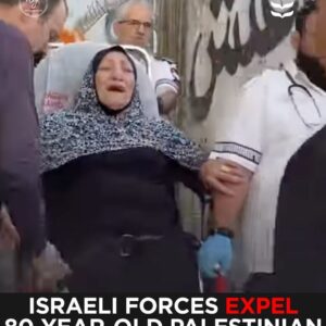 قوات الاحتلال تطرد امرأة فلسطينية تبلغ من العمر 80 عامًا من منزلها – “الاحتلال يسرق مجددًا”
